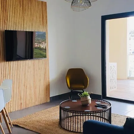 Apartament 2 Pieces Dans Le Centre Historique De Vecchio *