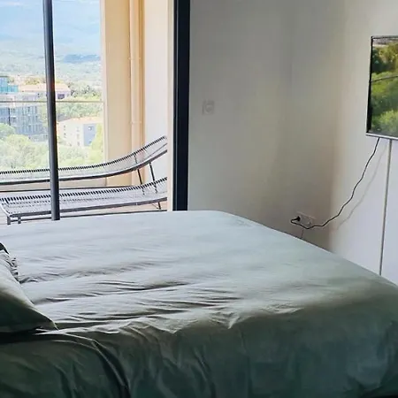 2 Pièces Dans Le Centre Historique De Vecchio Porto Vecchio