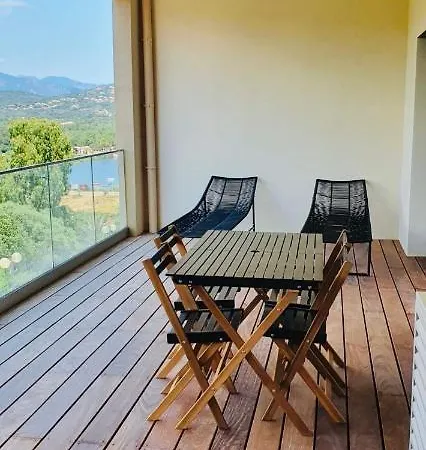 Appartamento 2 Pièces Dans Le Centre Historique De Vecchio