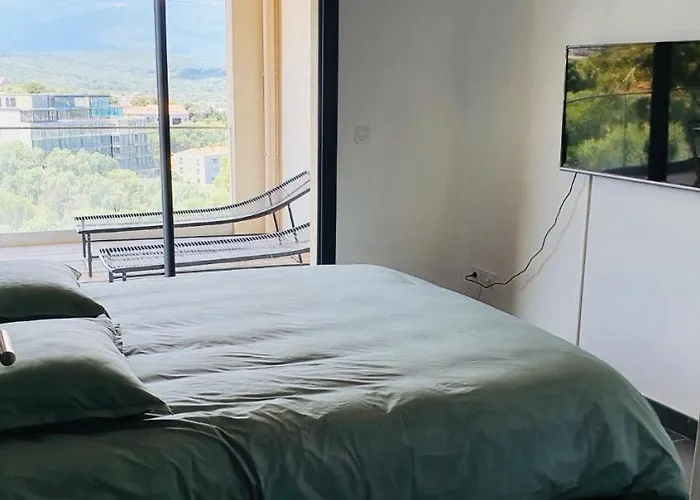 2 Pièces Dans Le Centre Historique De Vecchio Porto-Vecchio (Corsica)